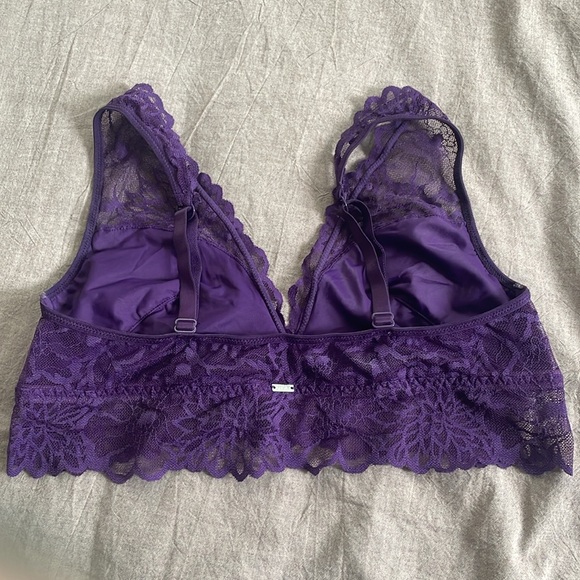 PINK lace bralette - Picture 2 of 3